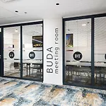 Hotel Three Corners Downtown 4*