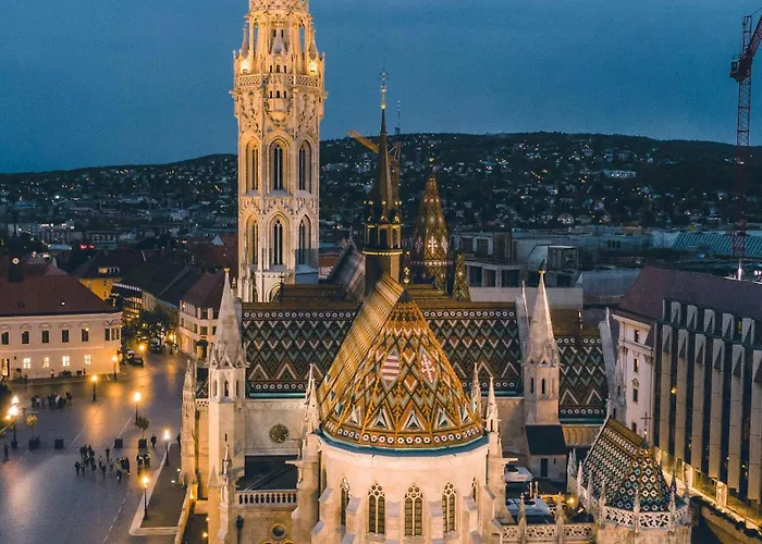 מלון Three Corners Downtown 4*