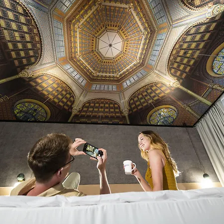 Hotel Three Corners Downtown