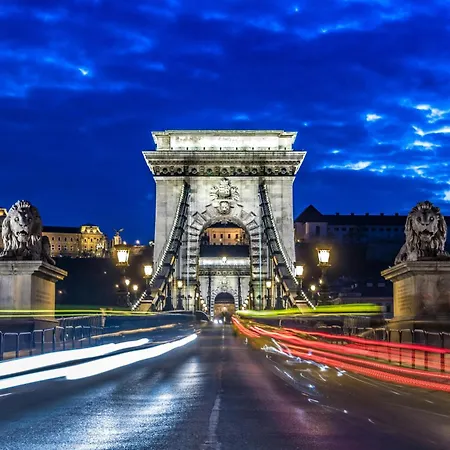 Hotel Three Corners Downtown 4*