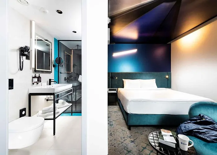 Otel Three Corners Downtown