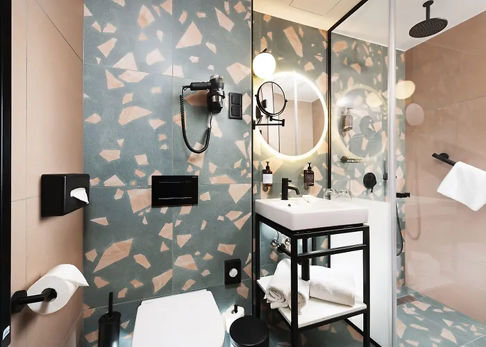 Otel Three Corners Downtown